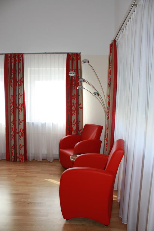 Boarding House Holledau Inn Schweitenkirchen Eksteriør billede