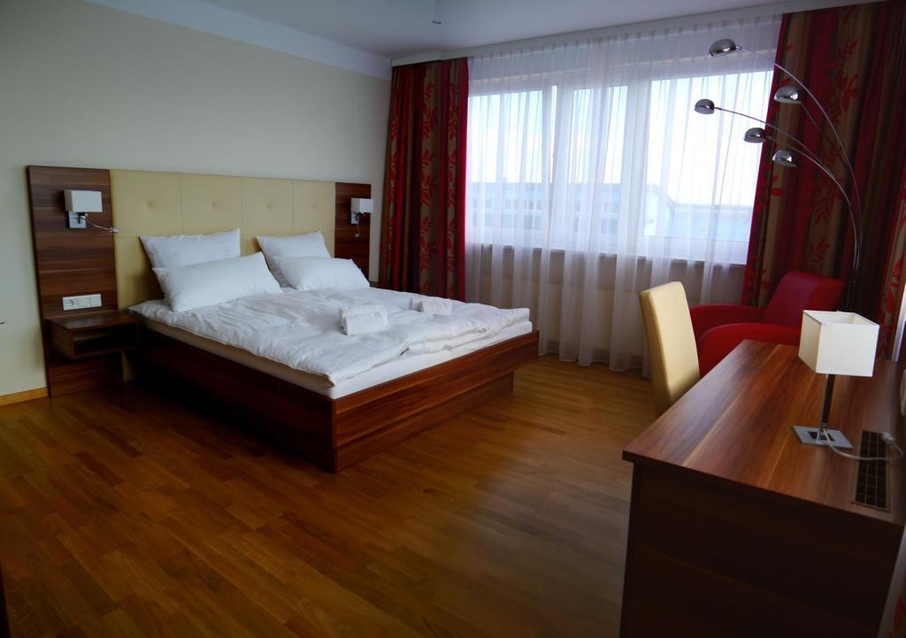Boarding House Holledau Inn Schweitenkirchen Eksteriør billede