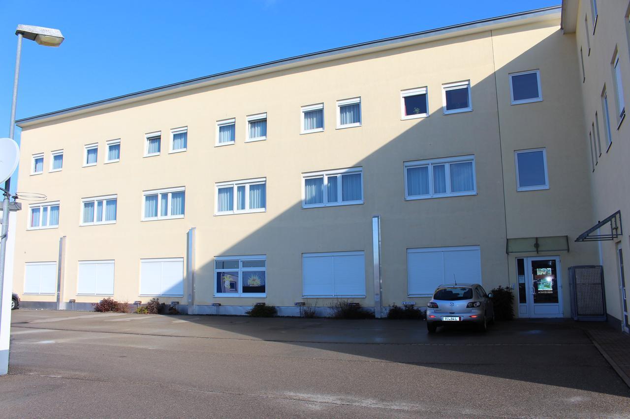 Boarding House Holledau Inn Schweitenkirchen Eksteriør billede